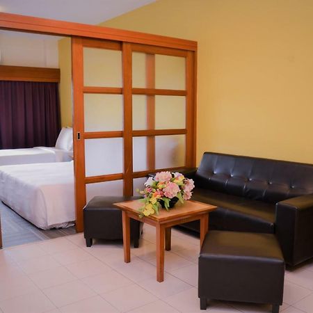 Cempaka Apartment Hotel Kuala Lumpur Esterno foto